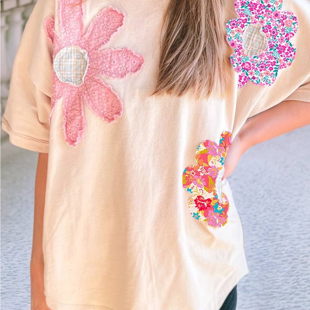 Flower Patched Exposed Trim Crew Neck Loose Tee